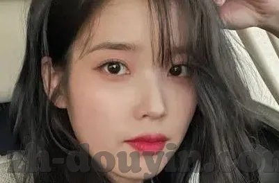 守望人妻免费-守望人妻的微妙情感世界——一段未被定义的探索